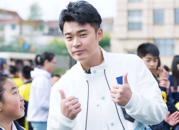 10位“演誰都像自己”的演員,老戲骨也套路化,陳道明、靳東上榜 10位“演誰都像自己”的演員,老戲骨也套路化,陳道明、靳東上榜