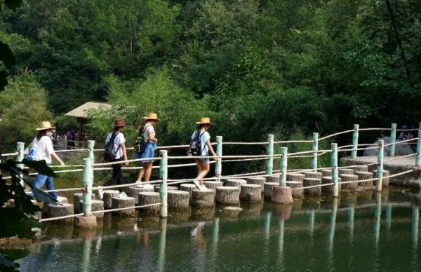 遊覽南召五朵山：感悟人與神之依賴關係