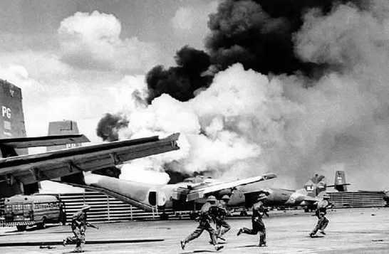 1975年南越空軍大逃亡：泰國烏塔保基地“廢品站”