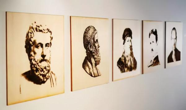 一群加州的華裔年輕人開發出一款創客們夢寐以求的“迷你工廠” 一群加州的華裔年輕人開發出一款創客們夢寐以求的“迷你工廠”