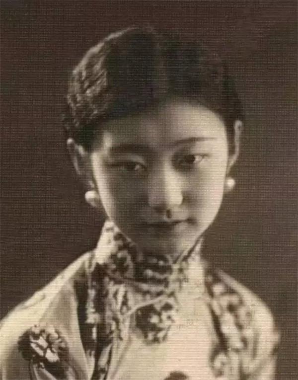 清朝後宮女子真的醜嗎?一組老照片告訴你,她們的顏值如何 清朝後宮女子真的醜嗎?一組老照片告訴你,她們的顏值如何