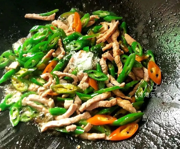 下班吃什麼?這5道快手菜,開胃營養豐富,孩子很愛吃​ 下班吃什麼?這5道快手菜,開胃營養豐富,孩子很愛吃​