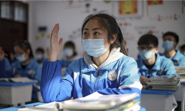 從中等生到尖子生，需要跨越多少障礙，初中老師的回答發人深省