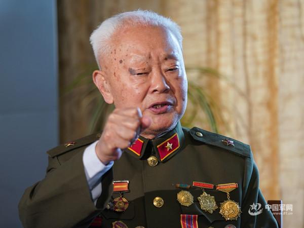 百歲老兵寄語百年大黨丨阮武昌:流下汗水,留下腳印 百歲老兵寄語百年大黨丨阮武昌:流下汗水,留下腳印