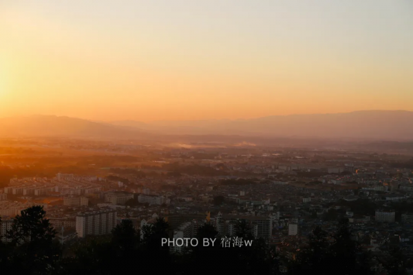 這座邊陲小城是中國唯一的單字市,還是全國第一辣的辣椒產地 這座邊陲小城是中國唯一的單字市,還是全國第一辣的辣椒產地