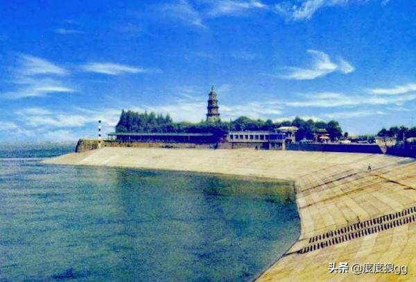 白崇禧密謀炸燬江堤反殺四野,最終因何失敗?少將司令起義立奇功 白崇禧密謀炸燬江堤反殺四野,最終因何失敗?少將司令起義立奇功