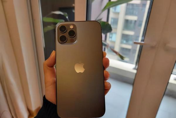 iOS15.1續航提升明顯,但是處理器降頻?來看看大家口碑如何 iOS15.1續航提升明顯,但是處理器降頻?來看看大家口碑如何