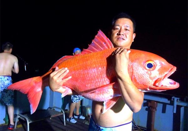 你釣到過最大的魚有多大?20斤?對我來說那叫魚餌 你釣到過最大的魚有多大?20斤?對我來說那叫魚餌