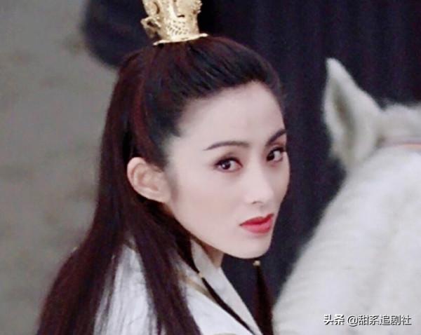 王晶曬新倚天劇照，趙敏、周芷若讓人臉盲？遠遠不及經典版