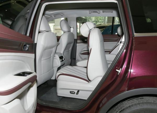 花20萬建議買中大型SUV,這三款家用自駕遊都行,動力強還省油 花20萬建議買中大型SUV,這三款家用自駕遊都行,動力強還省油