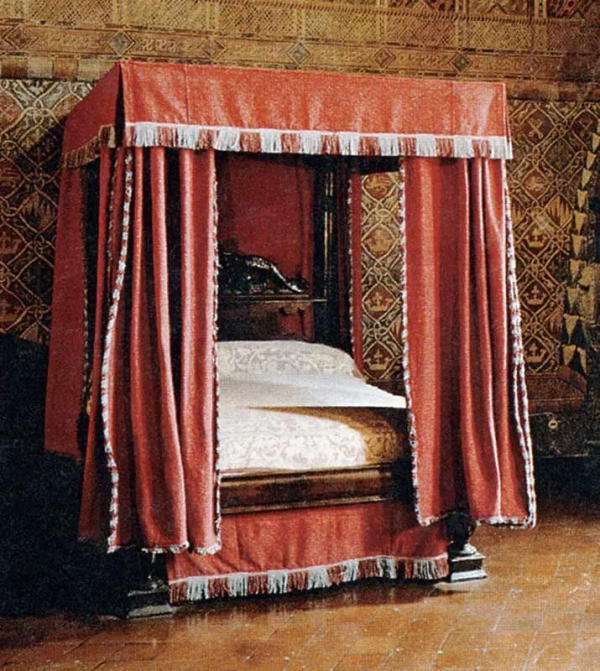 床沒那麼簡單 | 夜讀