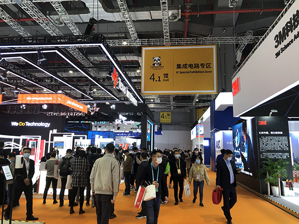 逛進博|兩億畫素的感測器,或許年底在小米手機上釋出 逛進博|兩億畫素的感測器,或許年底在小米手機上釋出