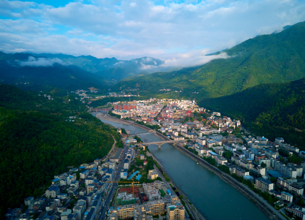 穿梭時光&OpenCurlyDoubleQuote;飛閱&rdquo;平武！2021航拍混剪，帶你覽盡平武的春夏秋冬