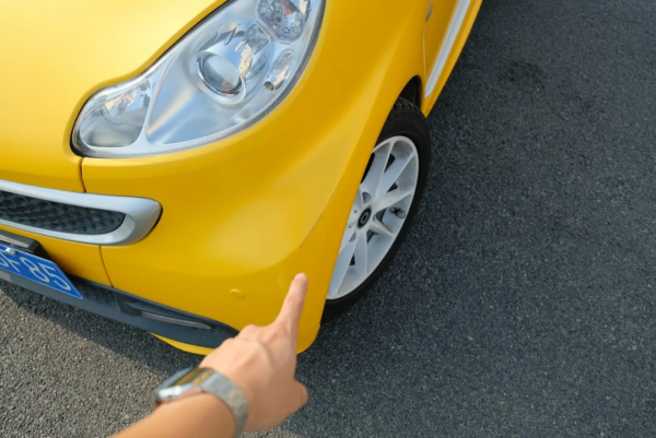 「阿站長開車」嚮往天空自由的小可愛——二手 敞篷SMART