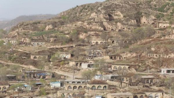 知青往事：初戀苦等他12年，最後兩人結婚，一起回到了城裡