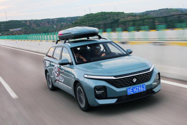 體驗寶駿Valli後我好想做回年輕人 想要的一切它都有了