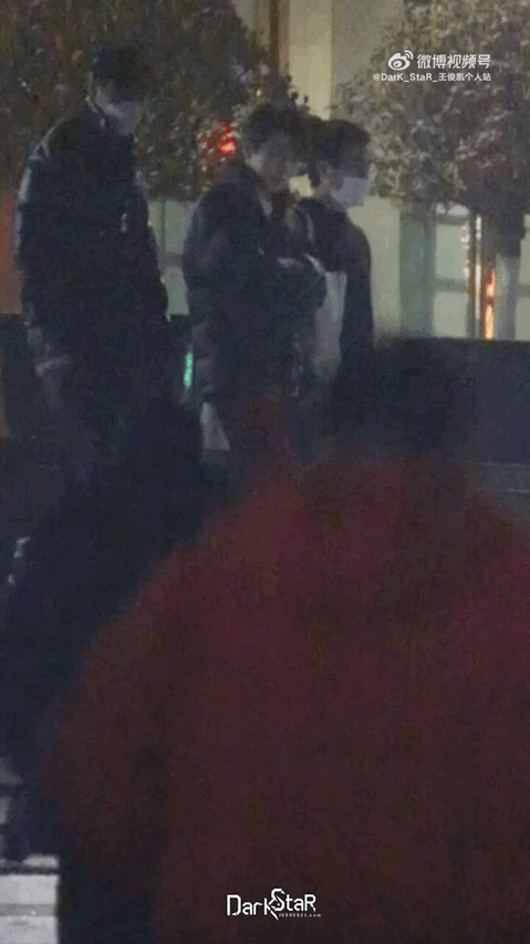 王俊凱，易烊千璽，王源等明星現身央視虎年春晚首次大聯排