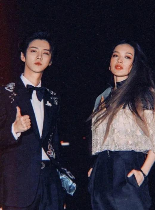 陳坤扶鞏俐同框真“豪門姐弟”即視感,細數明星養眼同框 陳坤扶鞏俐同框真“豪門姐弟”即視感,細數明星養眼同框