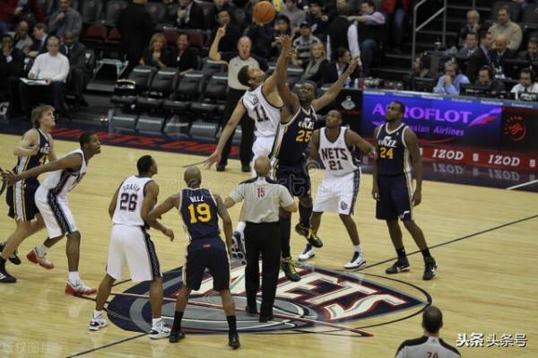 真有那麼多的黑幕嗎?看看NBA的裁判是怎麼吹哨的 真有那麼多的黑幕嗎?看看NBA的裁判是怎麼吹哨的