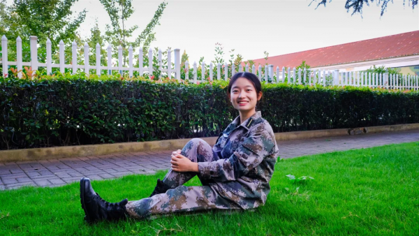 颯！第71集團軍新畢業女排長集體亮相