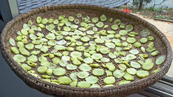 這7種廉價蔬菜曬乾後，美味翻倍！放1年不壞，天冷燉肉特別過癮