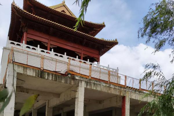 貴州一景區“半途而廢”，花121.84億卻“爛尾”，網友直呼太遺憾