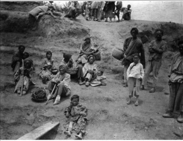 民國農村探案:男子去世屍體消失,妻子被懷疑,三年後用計解謎團 民國農村探案:男子去世屍體消失,妻子被懷疑,三年後用計解謎團