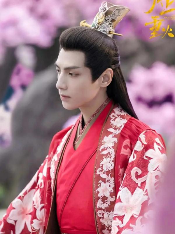 盤點紅衣古裝最好看的幾位明星，肖戰成毅驚豔，楊洋鄧倫公子無雙