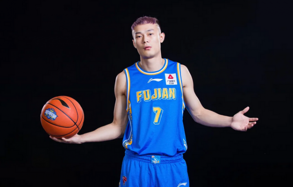 廣東宏遠欲引新援，兩種聲音無法忽視