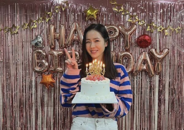 全智賢40歲狀態好：剪短髮顏值回春，與宋慧喬一起同臺比美