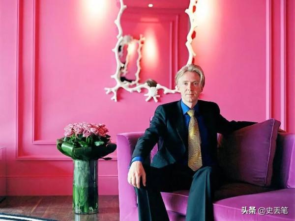 2012年他用190元買下一個舊包包，半年後價格漲到了220萬