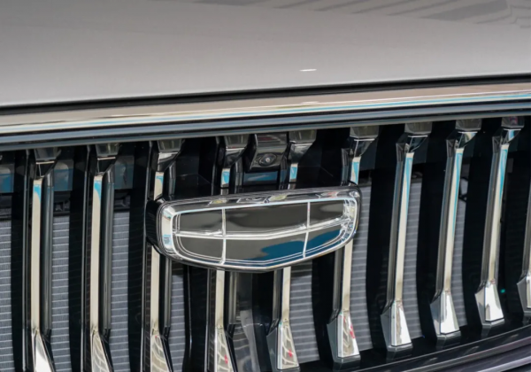 車300：為國產車爭光的5個品牌！紅旗在日本開店，吉利在韓國建廠