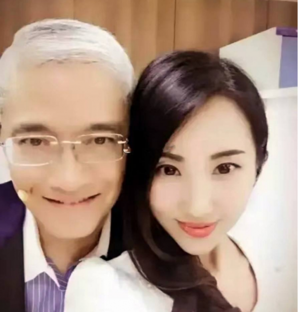 從“良心經濟學家”到“騙子專家”，郎鹹平是如何跌落神壇的？