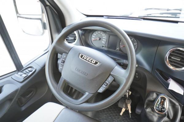 雙層地板的房車？國產房車大升級！羅曼特斯C100橫床版房車