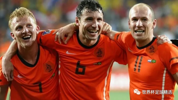 經典球員回顧：荷蘭小飛俠羅本退役，結束風火生涯