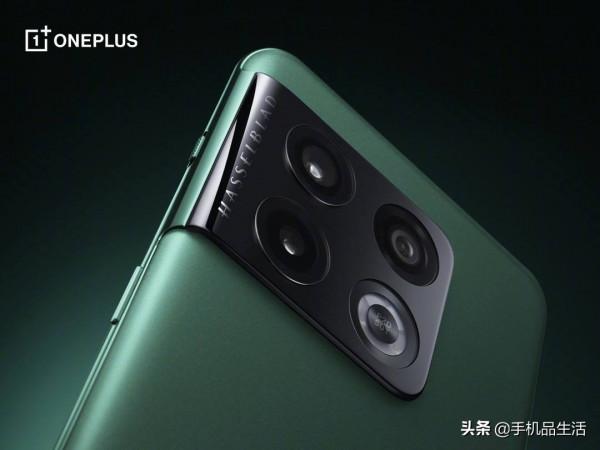 為什麼手機配置看起來都差不多，價格卻差出來將近兩千塊？