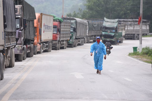 上千輛集裝箱通關難，越南提出鐵路運輸貨物