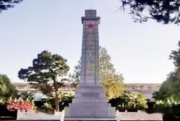 等了64年!弟弟攜家人來烈士陵園看姐姐,年過古稀哭得卻像個孩子 等了64年!弟弟攜家人來烈士陵園看姐姐,年過古稀哭得卻像個孩子