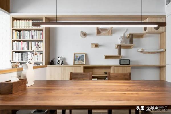 越來越多人捨棄客廳,不買茶几,或許只有嘗試過,才知道有多爽 越來越多人捨棄客廳,不買茶几,或許只有嘗試過,才知道有多爽