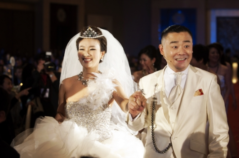 一手提攜周立波，稱兄道弟23年卻被“踢開”，關棟天：我不後悔