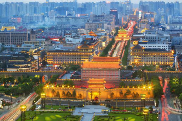 西安一商城平時顧客很少,但是卻“經久不衰”,引來眾多網友猜測 西安一商城平時顧客很少,但是卻“經久不衰”,引來眾多網友猜測