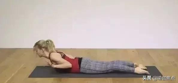 久坐=溫柔的“慢性自殺”,9個簡單瑜伽動作幫你抵抗久坐傷身 久坐=溫柔的“慢性自殺”,9個簡單瑜伽動作幫你抵抗久坐傷身