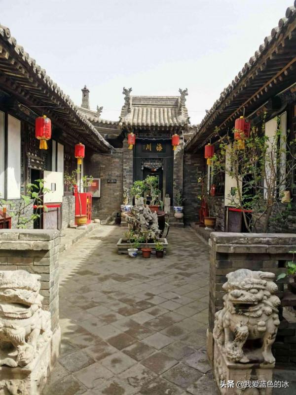 晴空下的平遙更美麗