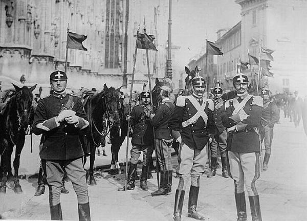 一戰結束後為何二十年左右就又爆發了二戰 一戰結束後為何二十年左右就又爆發了二戰