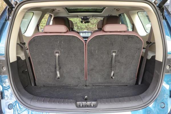 比奧德賽便宜一半，空間驚喜，質感不輸合資，顧家好男人首選