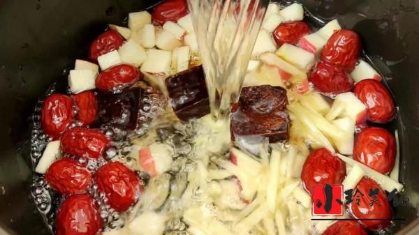 天冷了手腳冰涼,記得多喝這道湯,驅寒暖胃,補氣補血,營養好喝 天冷了手腳冰涼,記得多喝這道湯,驅寒暖胃,補氣補血,營養好喝