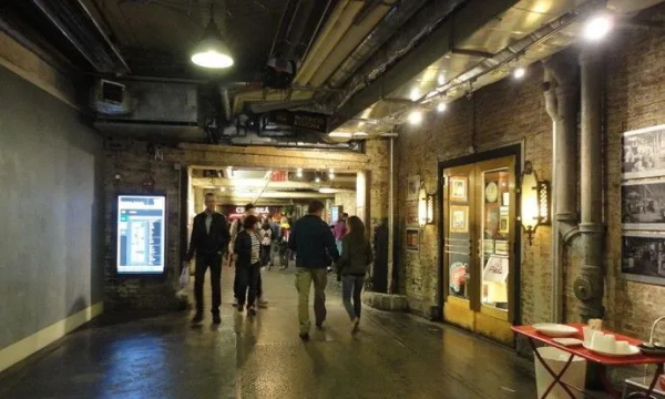美國┃紐約人最愛的美食市場Chelsea Market