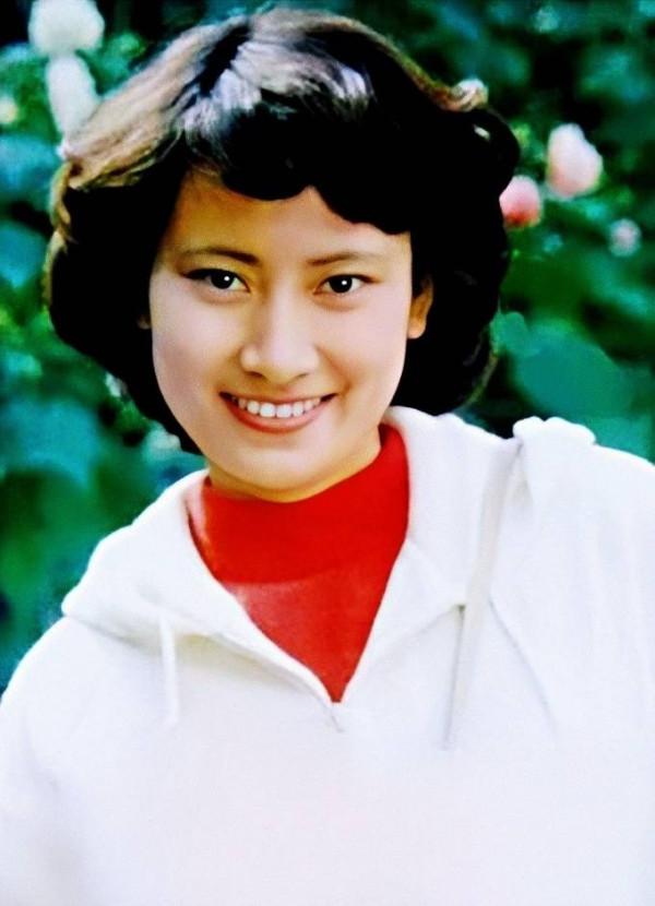 80年代女星陳燕華：最紅時為何息影？而今生活狀況怎樣？