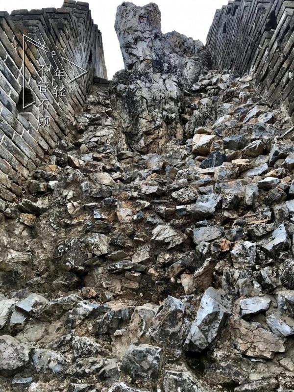 為什麼不建議爬野長城?(箭扣長城實拍,有圖有真相) 為什麼不建議爬野長城?(箭扣長城實拍,有圖有真相)