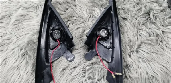 寶馬3系音響改裝優特聲402兩分頻+藍寶低音,釋放豪車專屬靚聲 寶馬3系音響改裝優特聲402兩分頻+藍寶低音,釋放豪車專屬靚聲